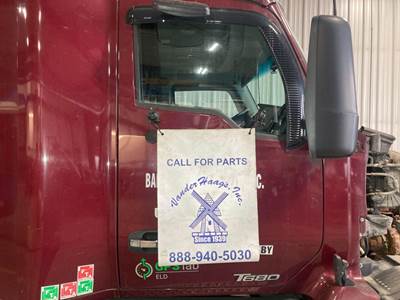 Kenworth T680 Front Door Assembly