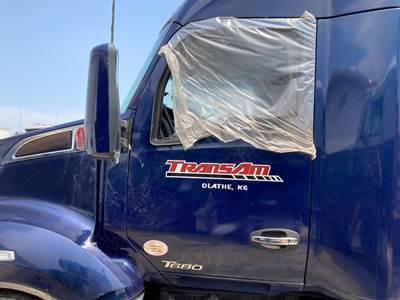 Kenworth T680 Front Door Assembly