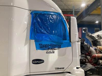 Kenworth T680 Front Door Assembly