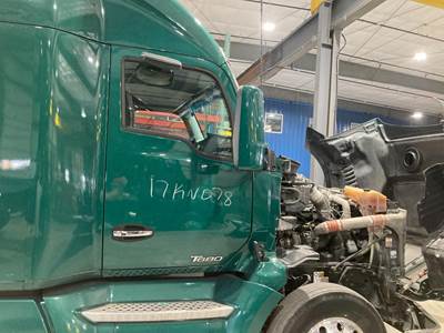 Kenworth T680 Front Door Assembly