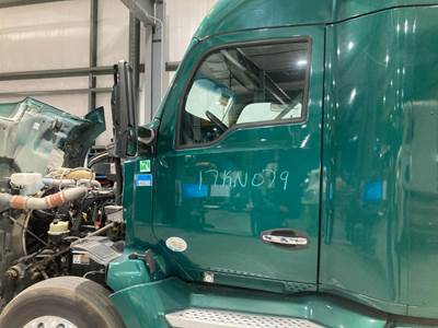 Kenworth T680 Front Door Assembly