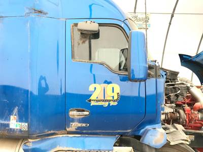 Kenworth T680 Front Door Assembly