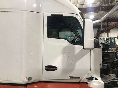 Kenworth T680 Front Door Assembly