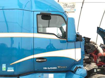 Kenworth T680 Front Door Assembly