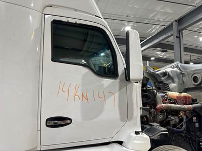 Kenworth T680 Front Door Assembly