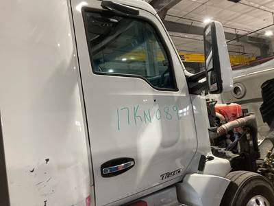 Kenworth T680 Front Door Assembly