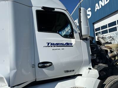 Kenworth T680 Front Door Assembly