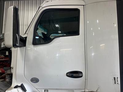Kenworth T680 Front Door Assembly