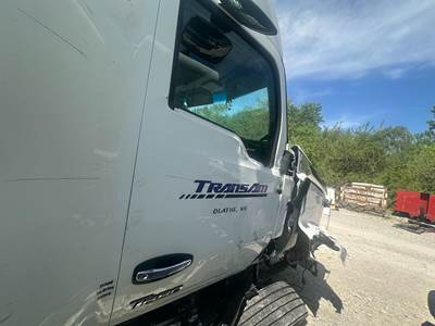 Kenworth T680 Front Door Assembly