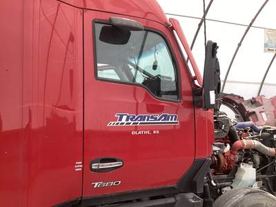Kenworth T680 Front Door Assembly