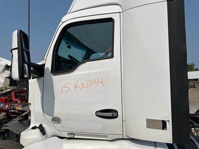 Kenworth T680 Front Door Assembly