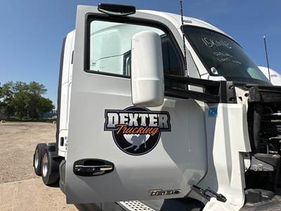 Kenworth T680 Front Door Assembly