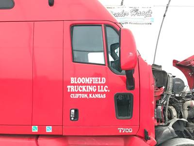 Kenworth T700 Front Door Assembly