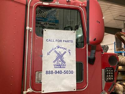 Kenworth T800 Front Door Assembly