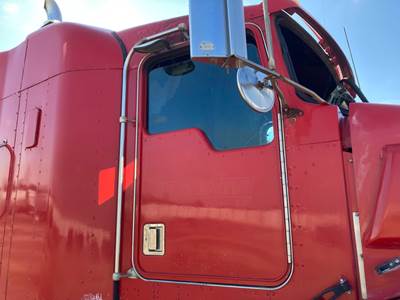Kenworth T800 Front Door Assembly