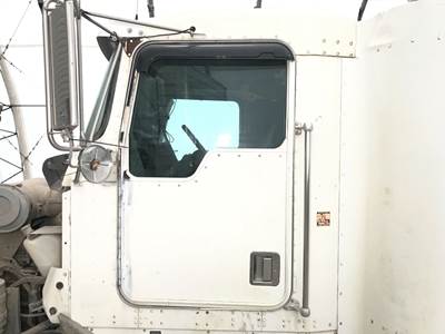 Kenworth T800 Front Door Assembly