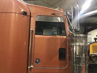 Kenworth W900L Front Door Assembly