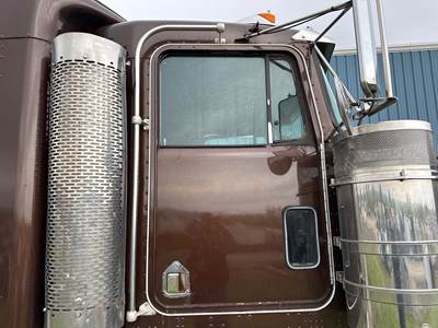 Kenworth W900L Front Door Assembly