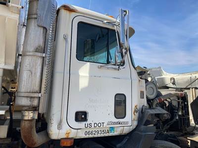 Mack CH Front Door Assembly