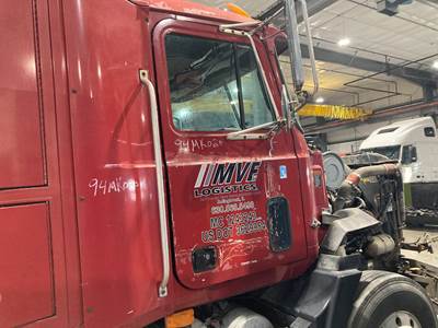Mack CH Front Door Assembly