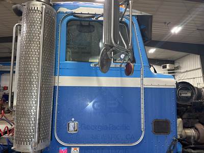 Peterbilt 378 Front Door Assembly