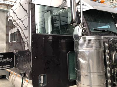 Peterbilt 389 Front Door Assembly