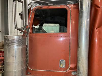 Peterbilt 389 Front Door Assembly