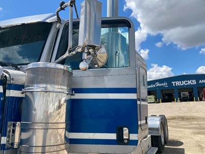 Peterbilt 389 Front Door Assembly