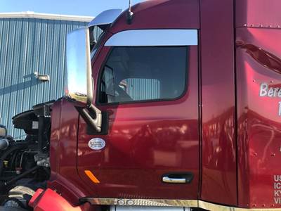 Peterbilt 579 Front Door Assembly