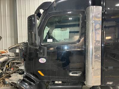 Peterbilt 579 Front Door Assembly