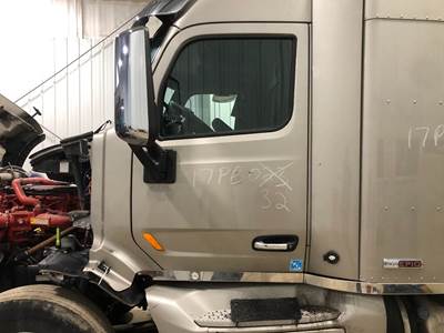 Peterbilt 579 Front Door Assembly