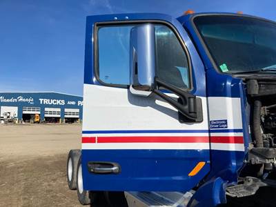 Peterbilt 579 Front Door Assembly