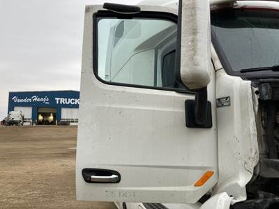 Peterbilt 579 Front Door Assembly