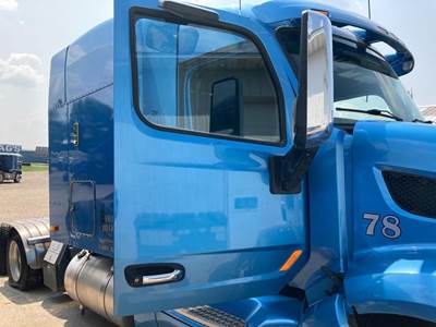 Peterbilt 579 Front Door Assembly