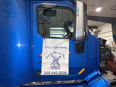 Peterbilt 579 Front Door Assembly