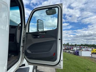 Peterbilt 579 Front Door Assembly