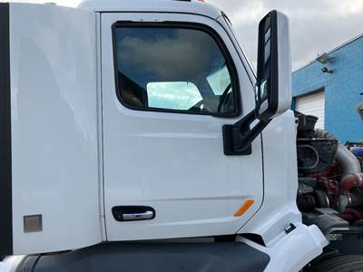 Peterbilt 579 Front Door Assembly