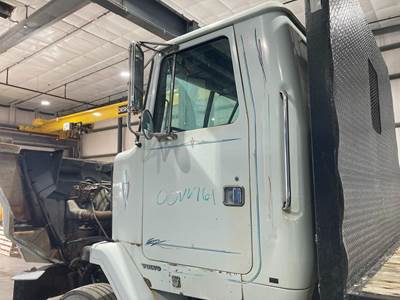 Volvo ACL Front Door Assembly