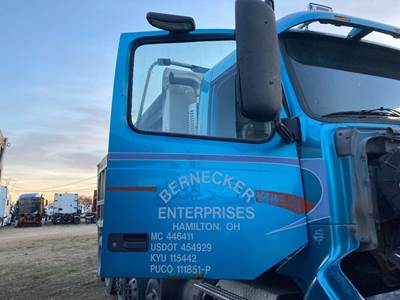 Volvo VHD Front Door Assembly