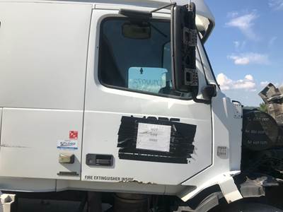 Volvo VNL Front Door Assembly