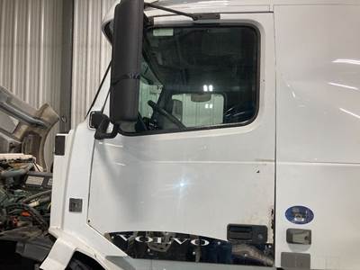 Volvo VNL Front Door Assembly