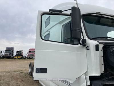 Volvo VNL Front Door Assembly