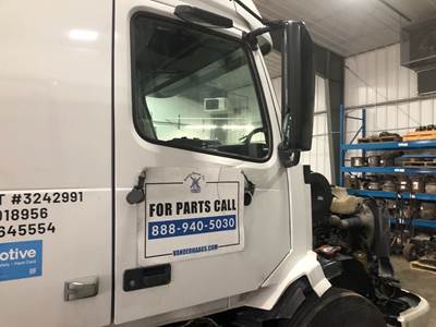 Volvo VNL Front Door Assembly