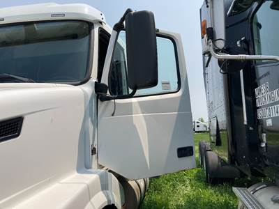 Volvo VNL Front Door Assembly
