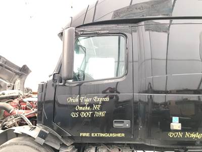 Volvo VNL Front Door Assembly