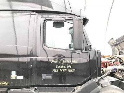 Volvo VNL Front Door Assembly