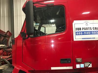 Volvo VNL Front Door Assembly