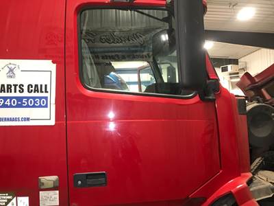 Volvo VNL Front Door Assembly