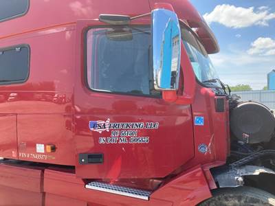 Volvo VNL Front Door Assembly