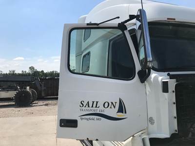 Volvo VNL Front Door Assembly